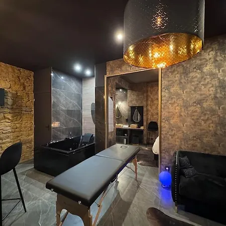 Love Room Claire 1 Lyon Exterior foto